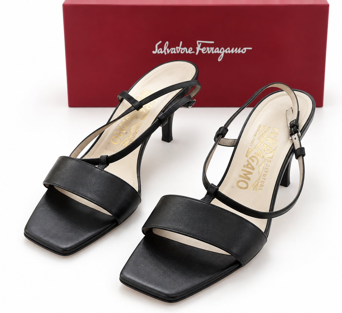 Sandali Salvatore Ferragamo